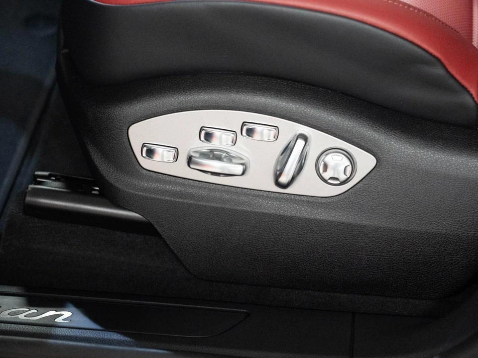 2026 Porsche Macan Electric - Image 13 of 28