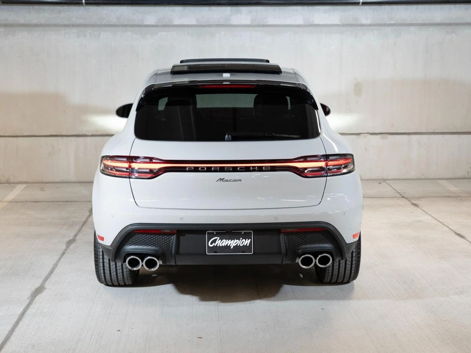 2026 Porsche Macan Electric - Image 10 of 28