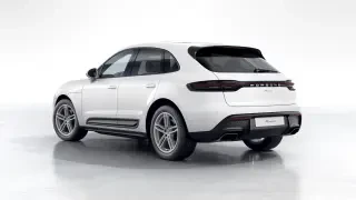 2026 Porsche Macan - Image 21 of 31
