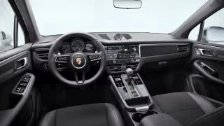 2026 Porsche Macan - Image 25 of 31