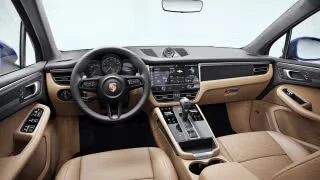 2026 Porsche Macan - Image 25 of 31