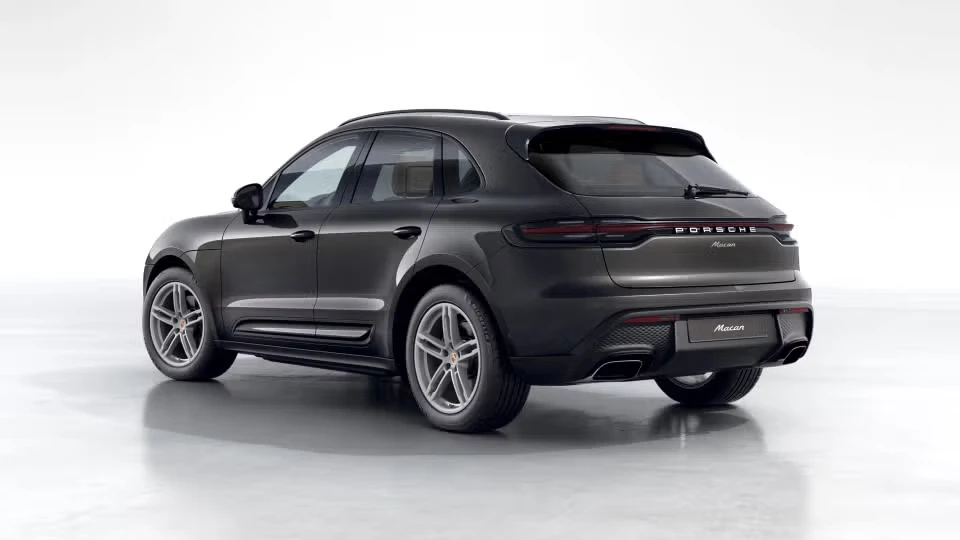 2026 Porsche Macan - Image 19 of 31