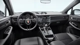2026 Porsche Macan - Image 29 of 31