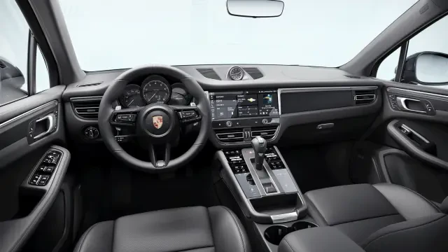 2026 Porsche Macan - Image 30 of 30