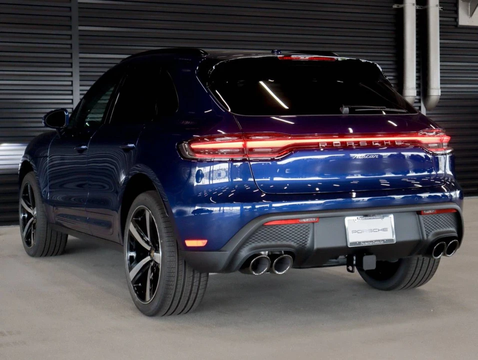2026 Porsche Macan Electric - Image 3 of 5