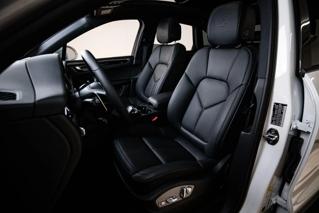 2026 Porsche Macan - Image 5 of 29