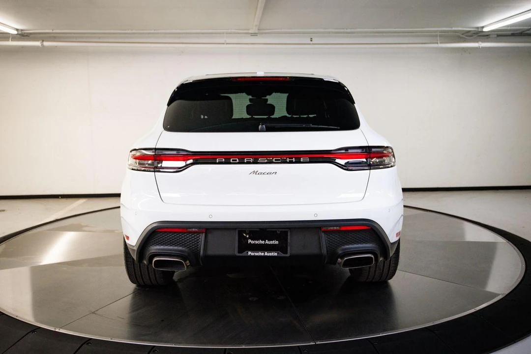2026 Porsche Macan - Image 6 of 29