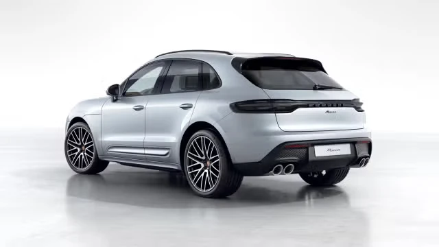 2026 Porsche Macan - Image 18 of 31