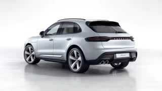 2026 Porsche Macan - Image 17 of 30