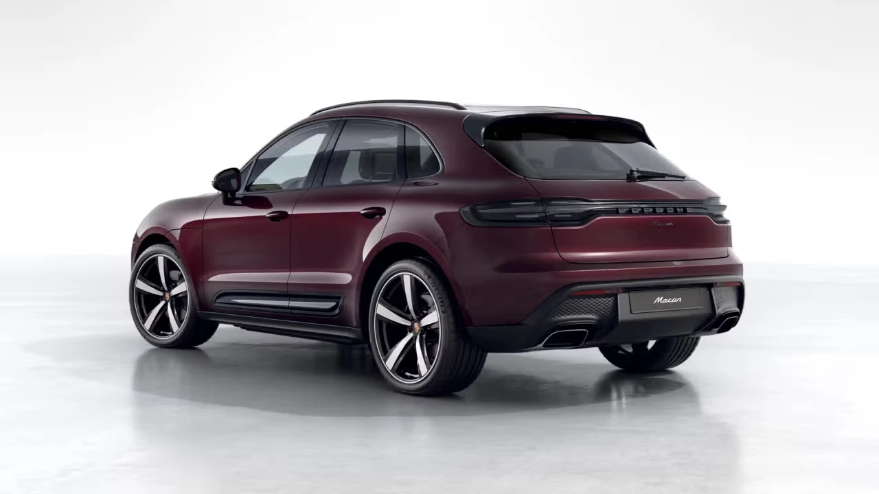2026 Porsche Macan - Image 20 of 31