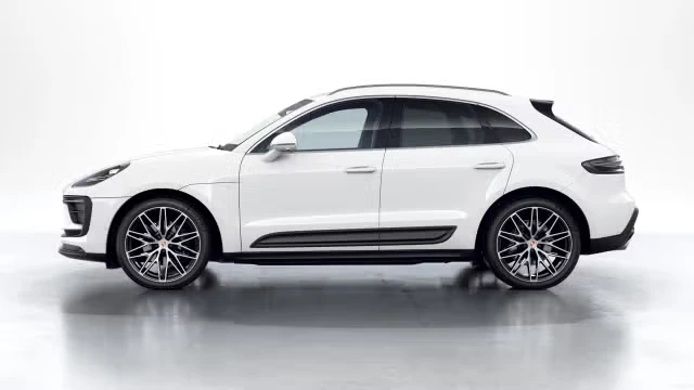 2026 Porsche Macan - Image 10 of 31