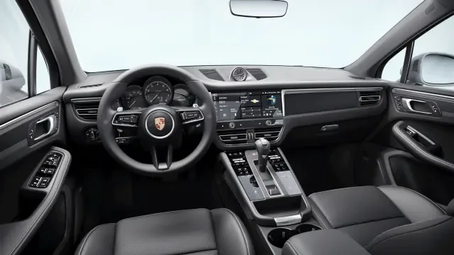 2026 Porsche Macan - Image 30 of 30