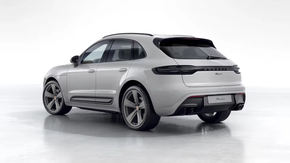 2026 Porsche Macan - Image 19 of 30