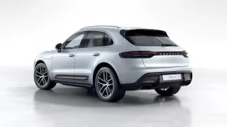 2026 Porsche Macan - Image 17 of 30