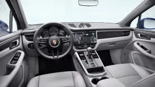 2026 Porsche Macan - Image 25 of 30