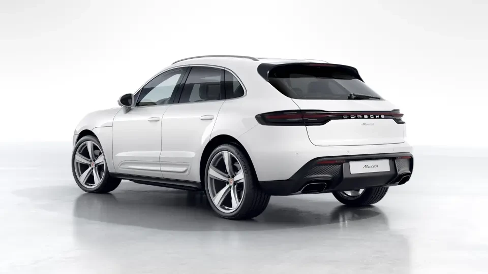 2026 Porsche Macan - Image 23 of 30