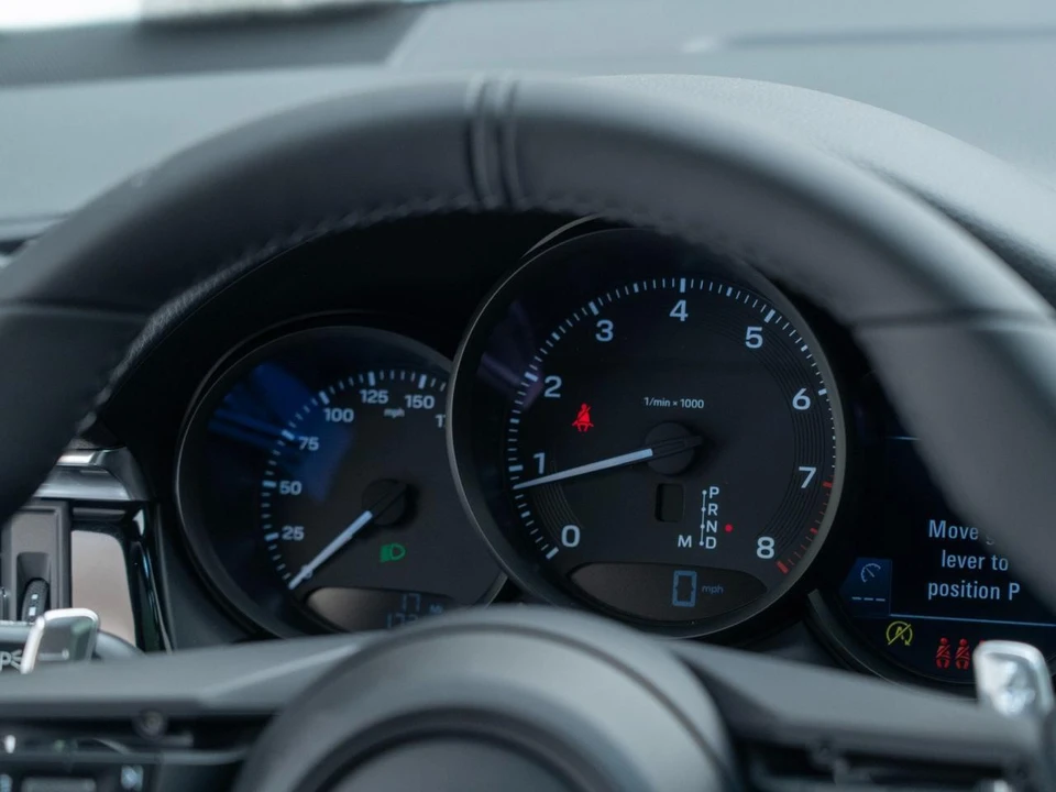 2026 Porsche Macan Electric - Image 28 of 29