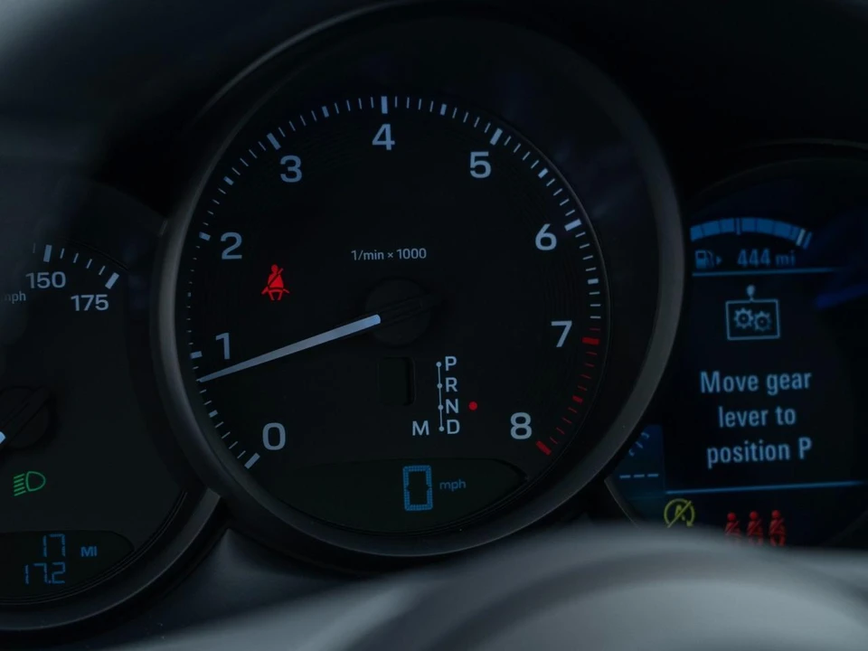 2026 Porsche Macan Electric - Image 21 of 29