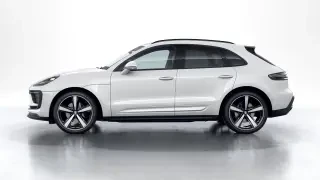 2026 Porsche Macan - Image 13 of 30
