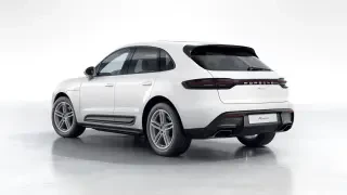 2026 Porsche Macan - Image 21 of 31