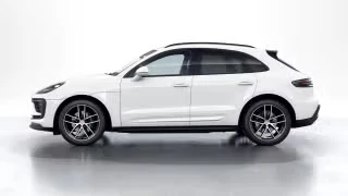2026 Porsche Macan - Image 9 of 30