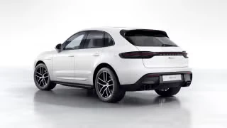 2026 Porsche Macan - Image 17 of 30