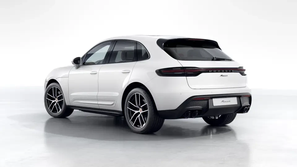 2026 Porsche Macan - Image 23 of 30