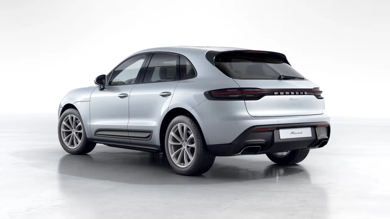 2026 Porsche Macan - Image 20 of 30