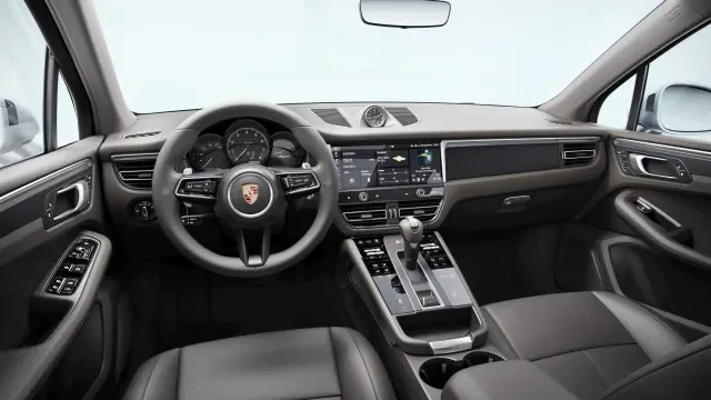 2026 Porsche Macan - Image 30 of 30