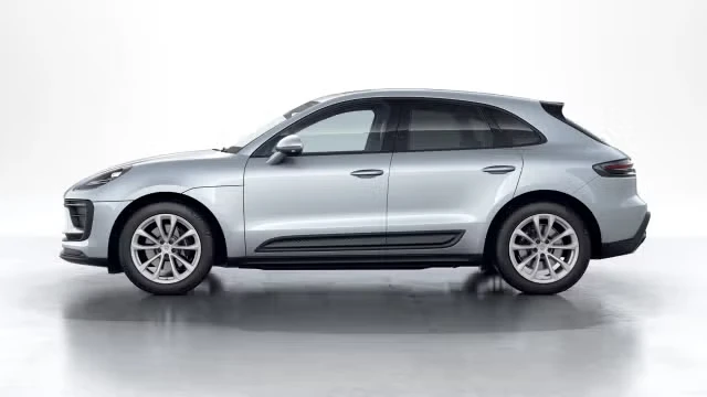 2026 Porsche Macan - Image 10 of 30