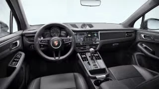 2026 Porsche Macan - Image 25 of 30