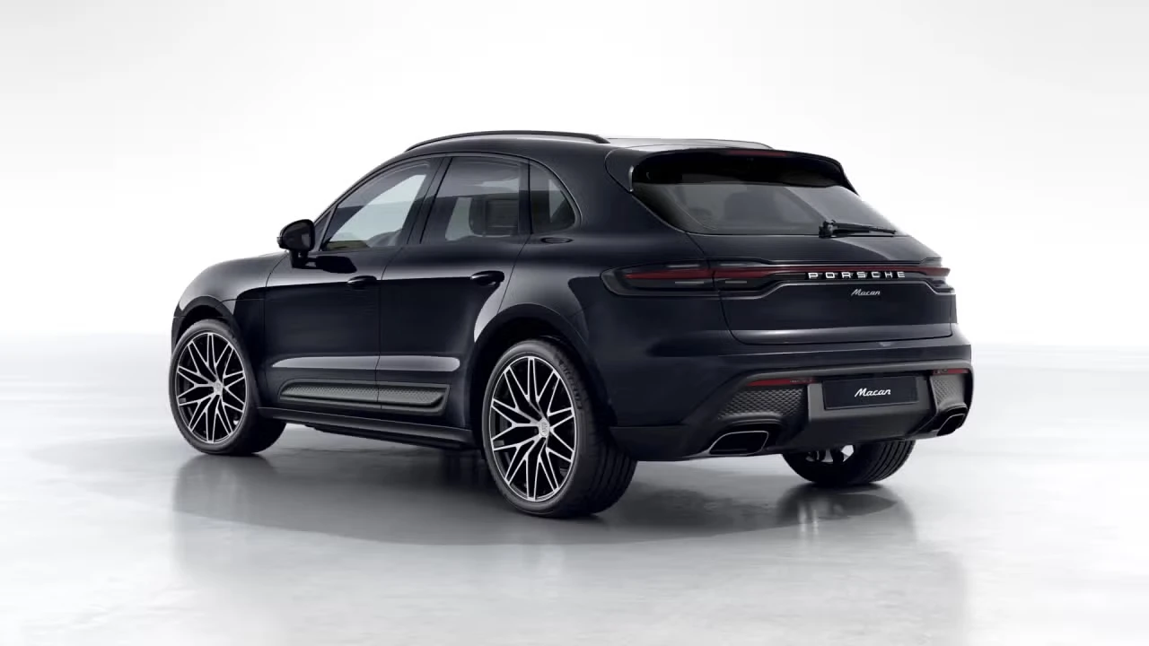 2026 Porsche Macan - Image 20 of 30