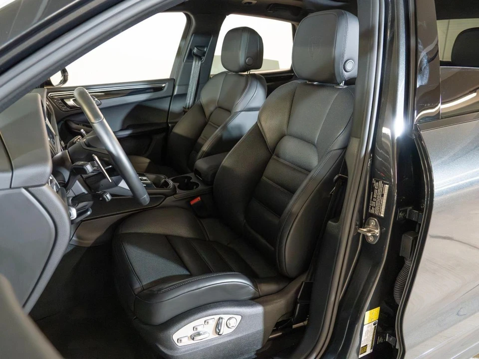 2026 Porsche Macan - Image 6 of 29