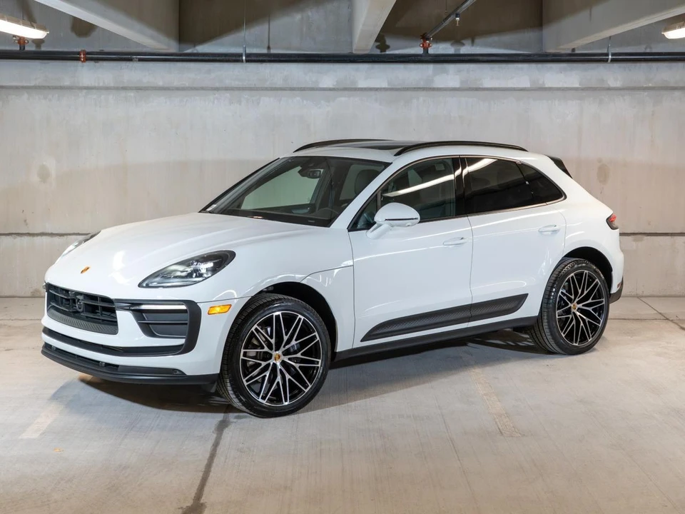2026 Porsche Macan - Image 2 of 31