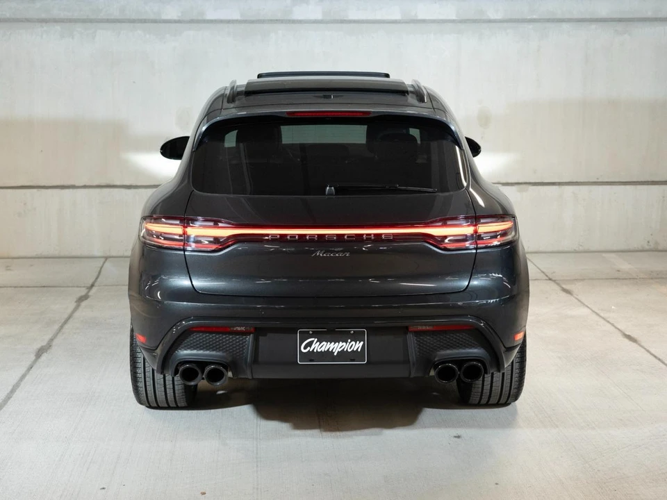 2026 Porsche Macan Electric - Image 11 of 30