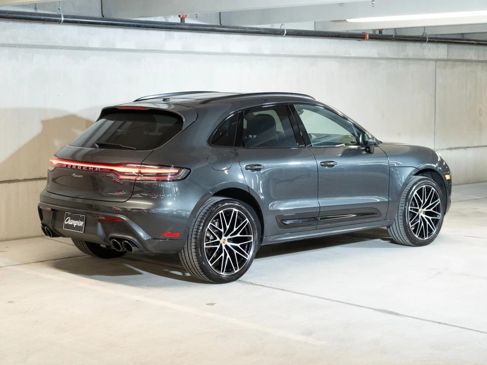 2026 Porsche Macan Electric - Image 10 of 30