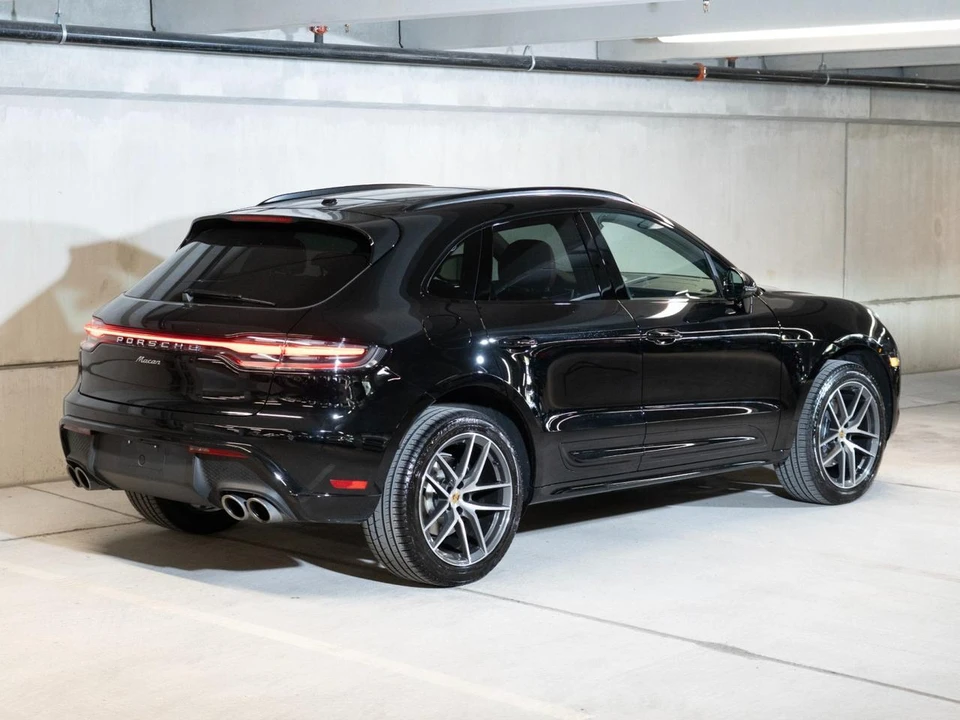 2026 Porsche Macan Electric - Image 10 of 30