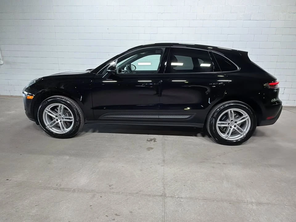 2026 Porsche Macan Electric - Image 4 of 18