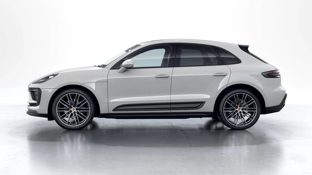 2026 Porsche Macan - Image 2 of 5