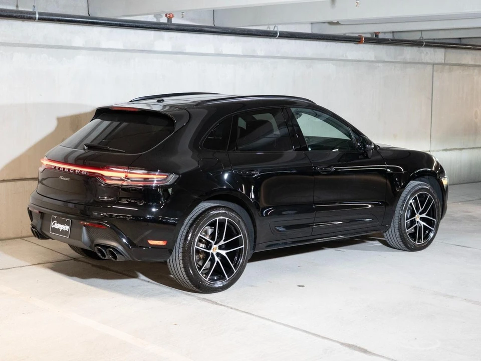 2026 Porsche Macan Electric - Image 10 of 29