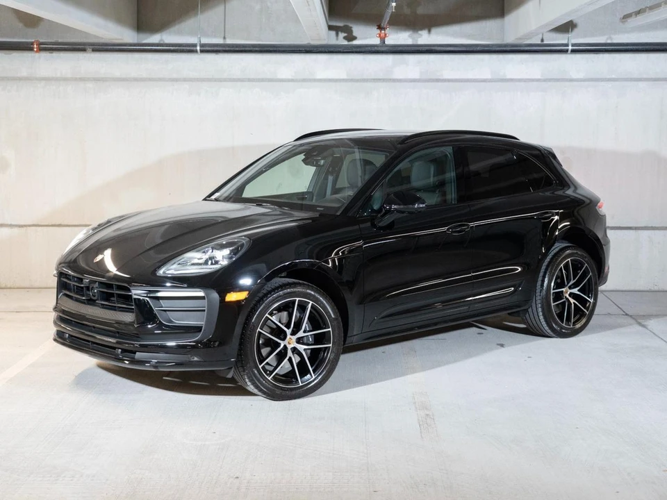 2026 Porsche Macan Electric - Image 2 of 29