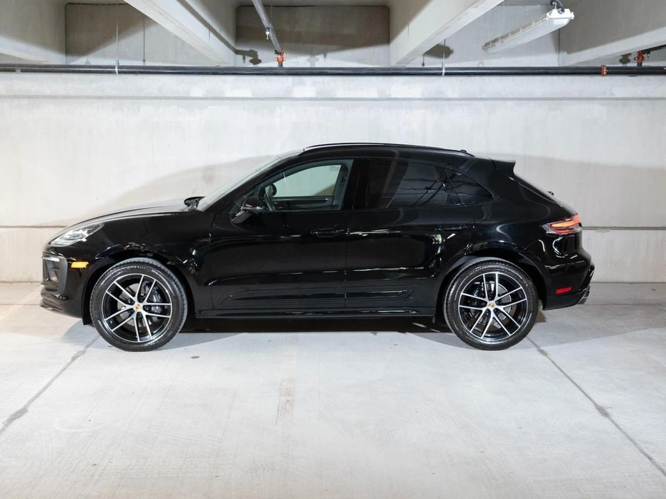 2026 Porsche Macan Electric - Image 3 of 29