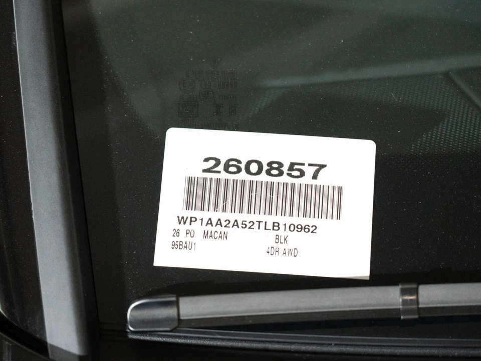 2026 Porsche Macan Electric - Image 30 of 30