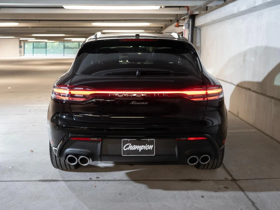 2026 Porsche Macan Electric - Image 10 of 30
