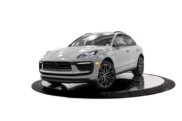 2026 Porsche Macan - Image 6 of 31
