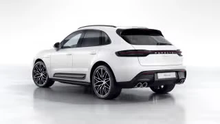 2026 Porsche Macan - Image 17 of 31