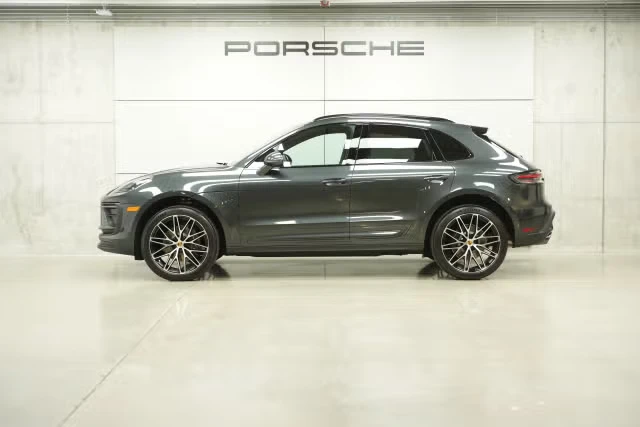 2026 Porsche Macan - Image 10 of 31