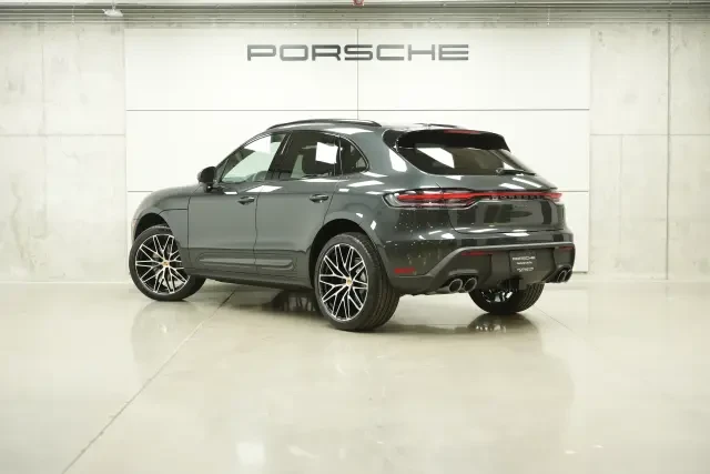 2026 Porsche Macan - Image 22 of 31