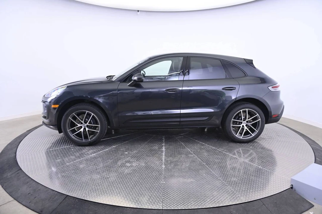 2026 Porsche Macan Electric - Image 2 of 5