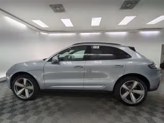 2026 Porsche Macan - Image 9 of 31